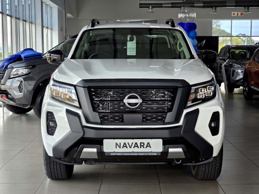 NISSAN NAVARA 2.5DDTI STEALTH A/T, image 2