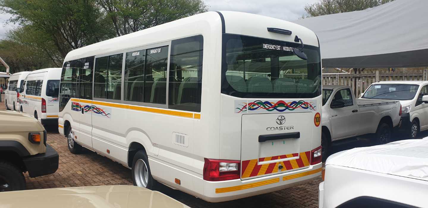 TOYOTA COASTER 4.0D 23 SEATER B/S, image 1