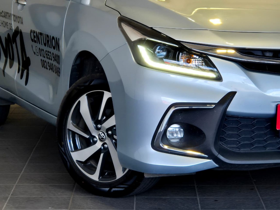 TOYOTA STARLET 1.5 XR A/T, image 2