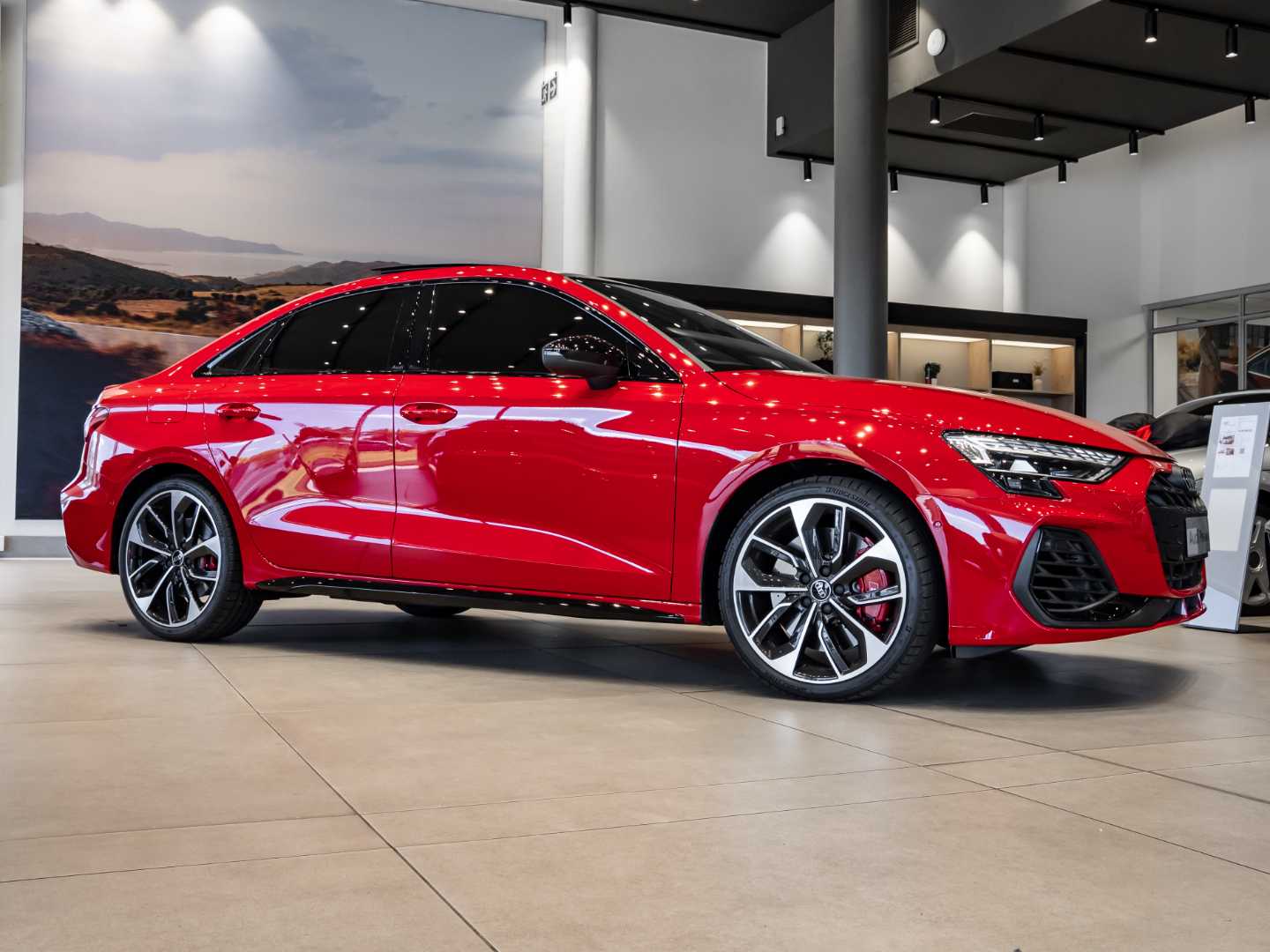 AUDI S3 QUATTRO STRONIC (245KW), image 2