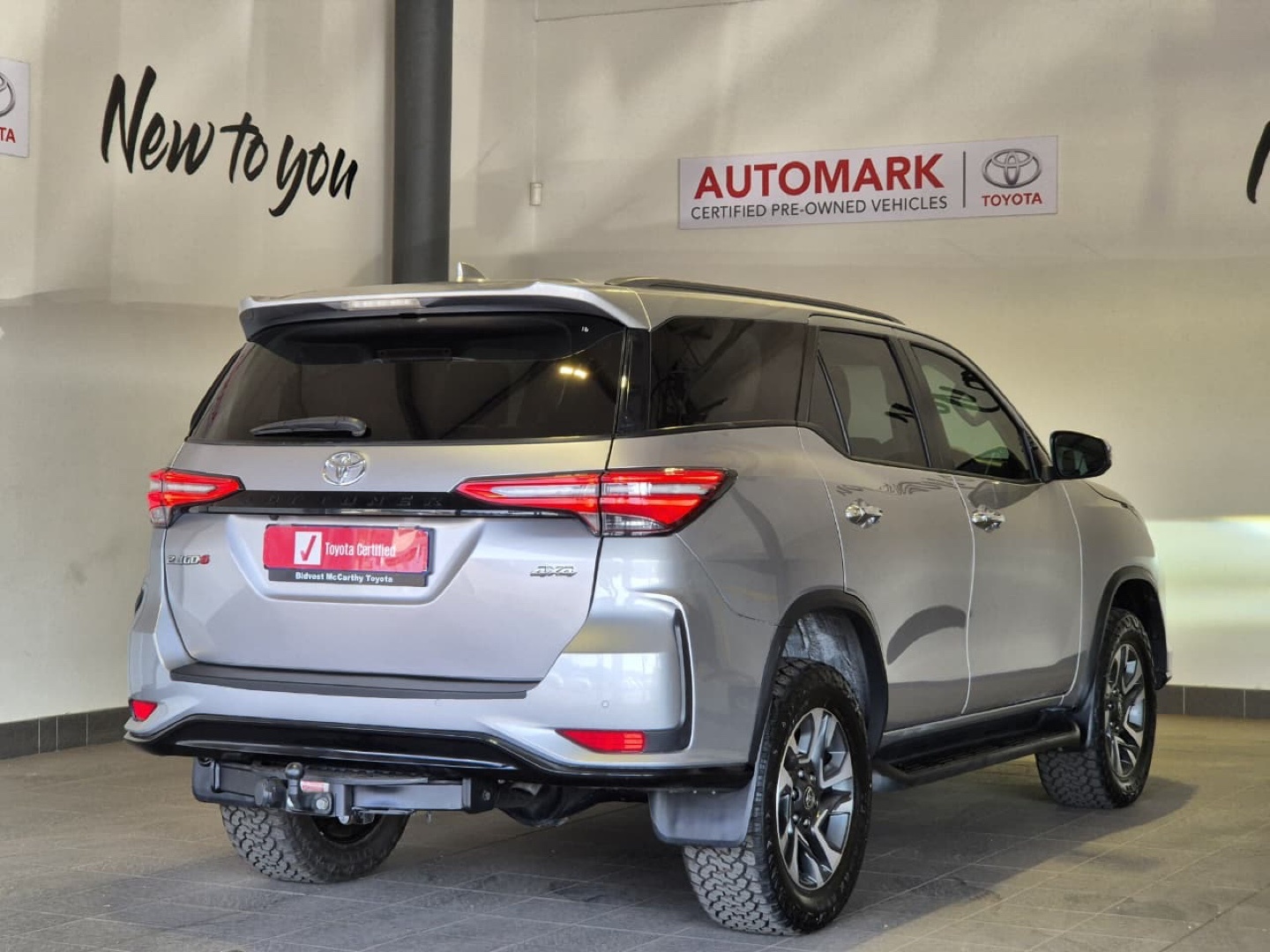 TOYOTA FORTUNER 2.4GD-6 4X4 A/T, image 2