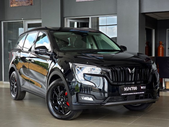 MAHINDRA XUV 700 2.0 AX7L A/T (7 SEATER), image 1