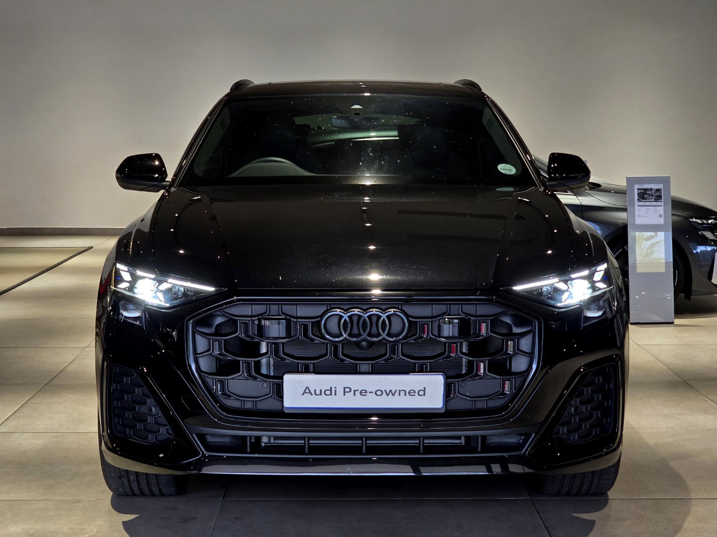 AUDI Q8 45TDI QUATTRO TIP BLACK EDITION, image 2