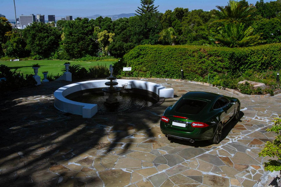 JAGUAR XK 5.0 COUPE LUXURY, image 2