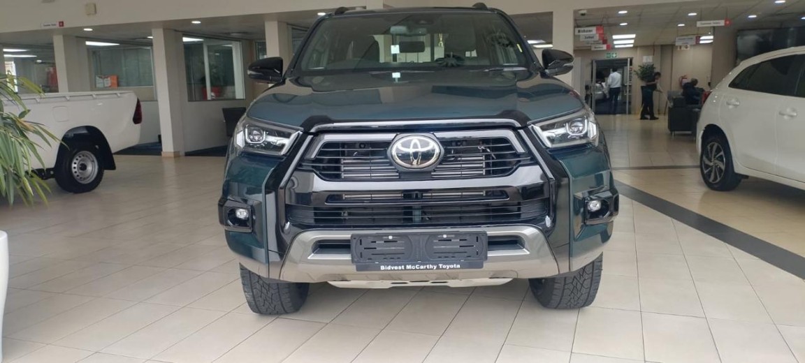 TOYOTA HILUX 2.8 GD-6 RB LEGEND 55 A/T P/U D/C, image 2