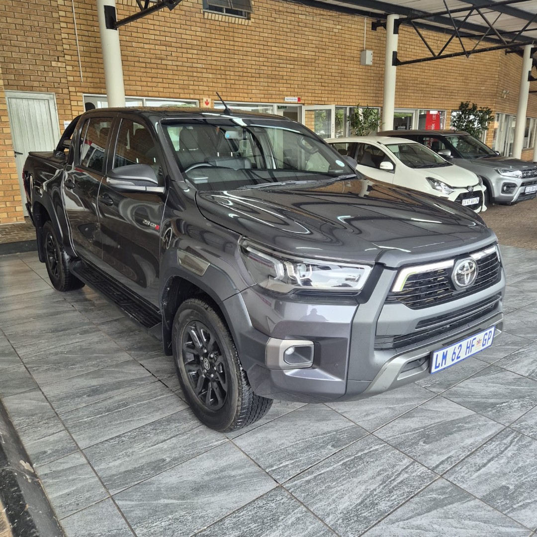 TOYOTA HILUX 2.8 GD-6 RB LEGEND A/T P/U D/C, image 1