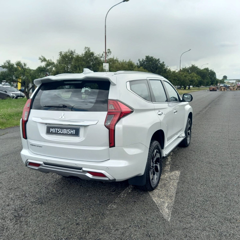 MITSUBISHI PAJERO SPORT 2.4D 4X4 A/T, image 2