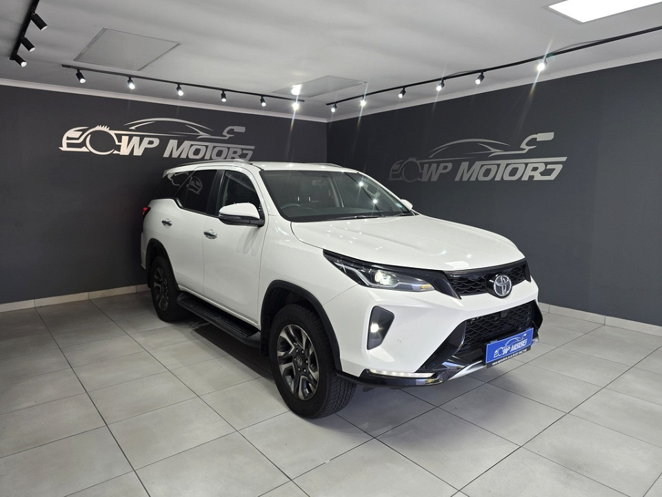 TOYOTA FORTUNER 2.4GD-6 4X4 A/T, image 1