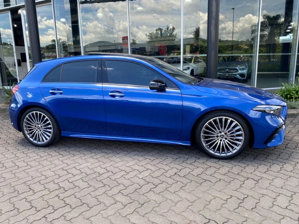 MERCEDES-BENZ A200 A/T, image 2