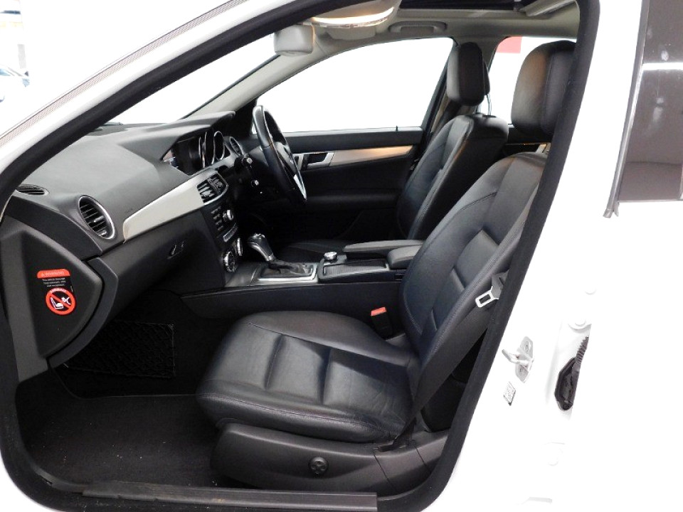 Mercedes-Benz C350 BlueEfficiency Avantgarde, image 2