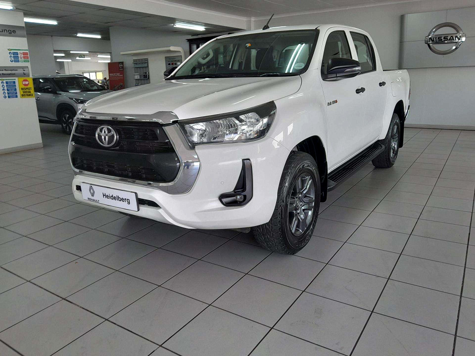Toyota Hilux Double Cab 2.4GD6 RB Raider MT, image 1