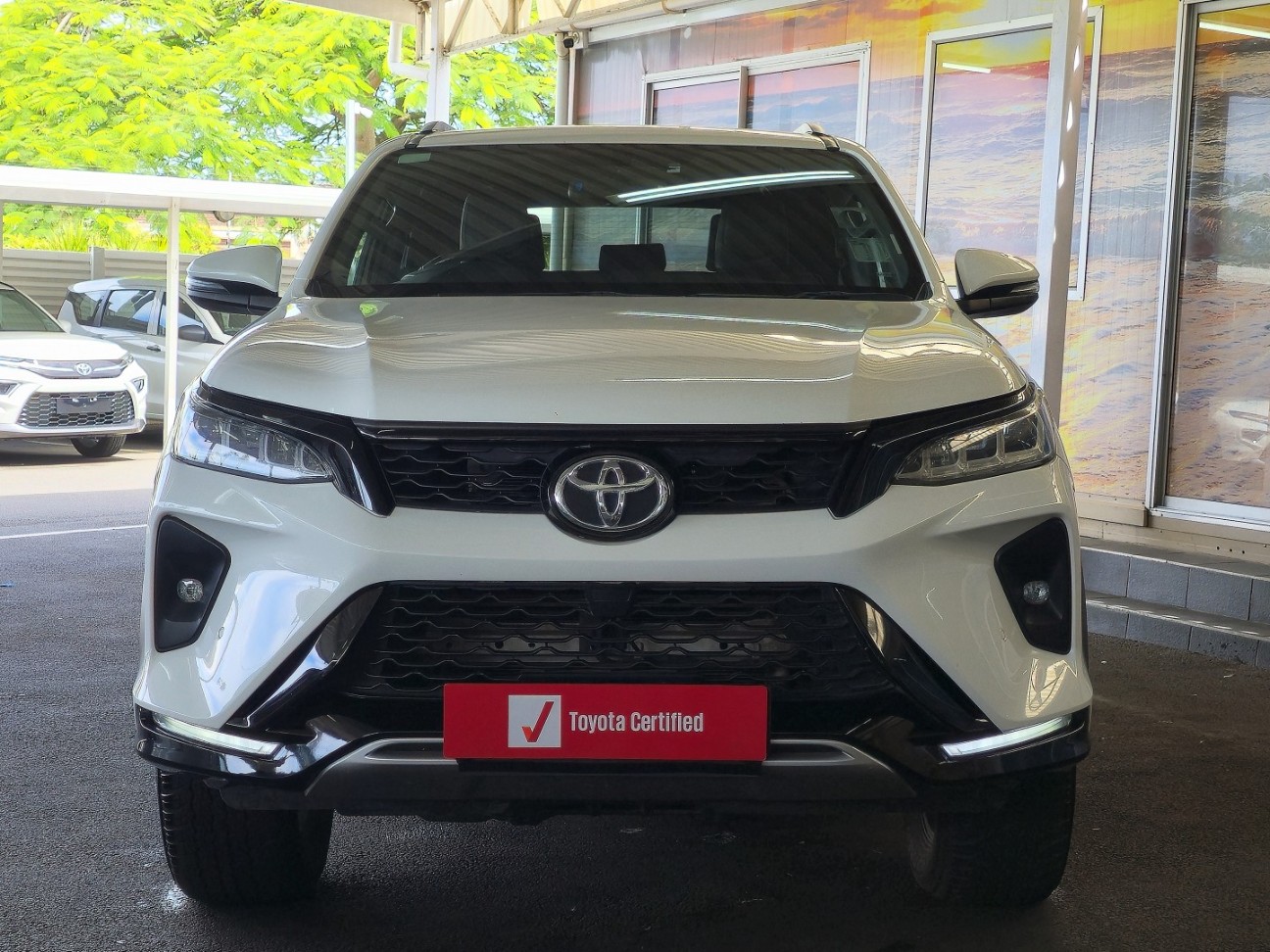 TOYOTA  FORTUNER 2.8GD-6 R/B A/T, image 2