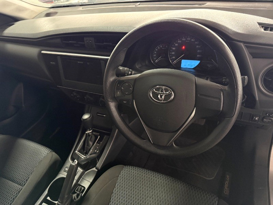 TOYOTA COROLLA QUEST, image 2