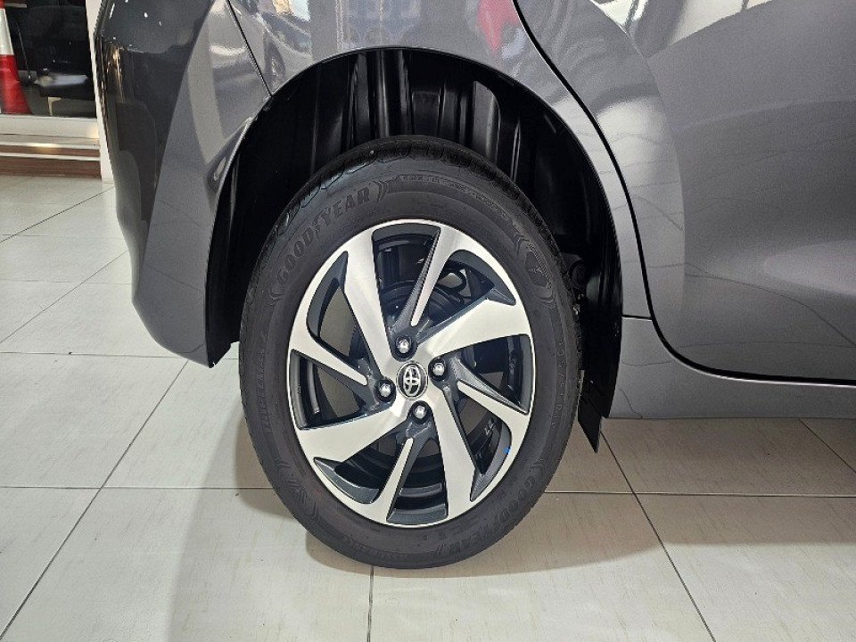 TOYOTA STARLET 1.5 Xs A/T, image 2