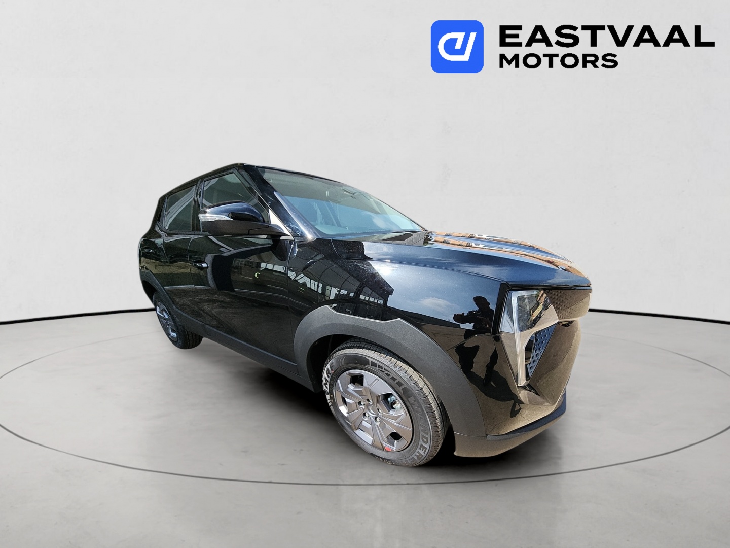 MAHINDRA XUV3XO 1.2T MX2 A/T, image 1