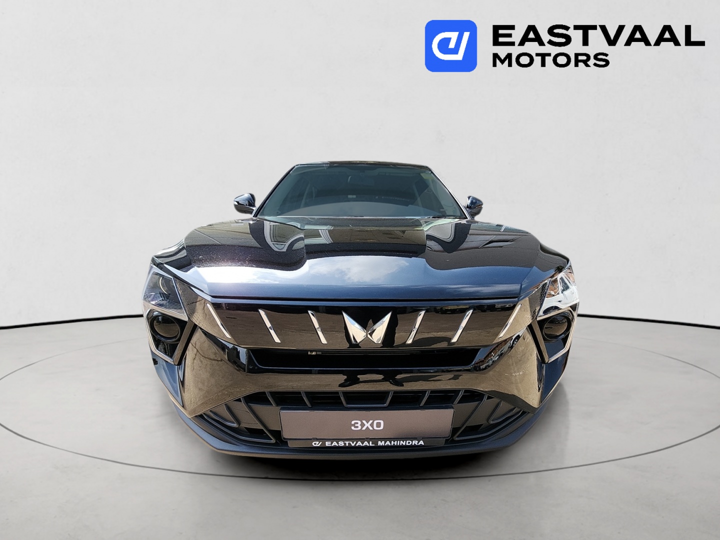 MAHINDRA XUV3XO 1.2T MX2 A/T, image 2