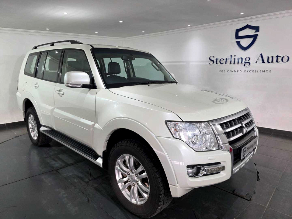 MITSUBISHI PAJERO 3.2 Di - Dc GLS A/T, image 1
