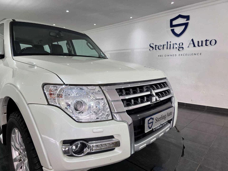 MITSUBISHI PAJERO 3.2 Di - Dc GLS A/T, image 2