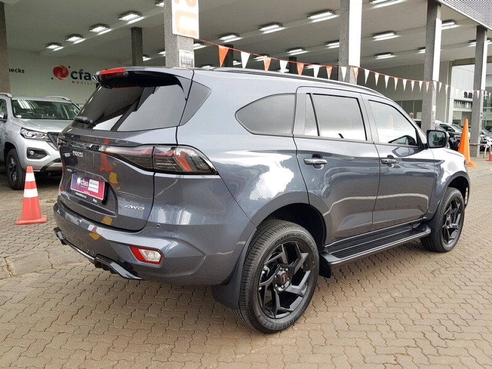 ISUZU MU-X 3.0D LS 4X4 A/T, image 2