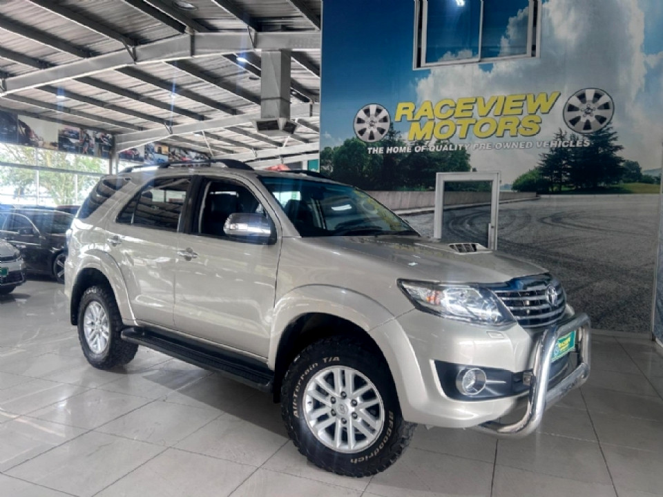 Toyota Fortuner 3.0D-4D 4x4 auto, image 1