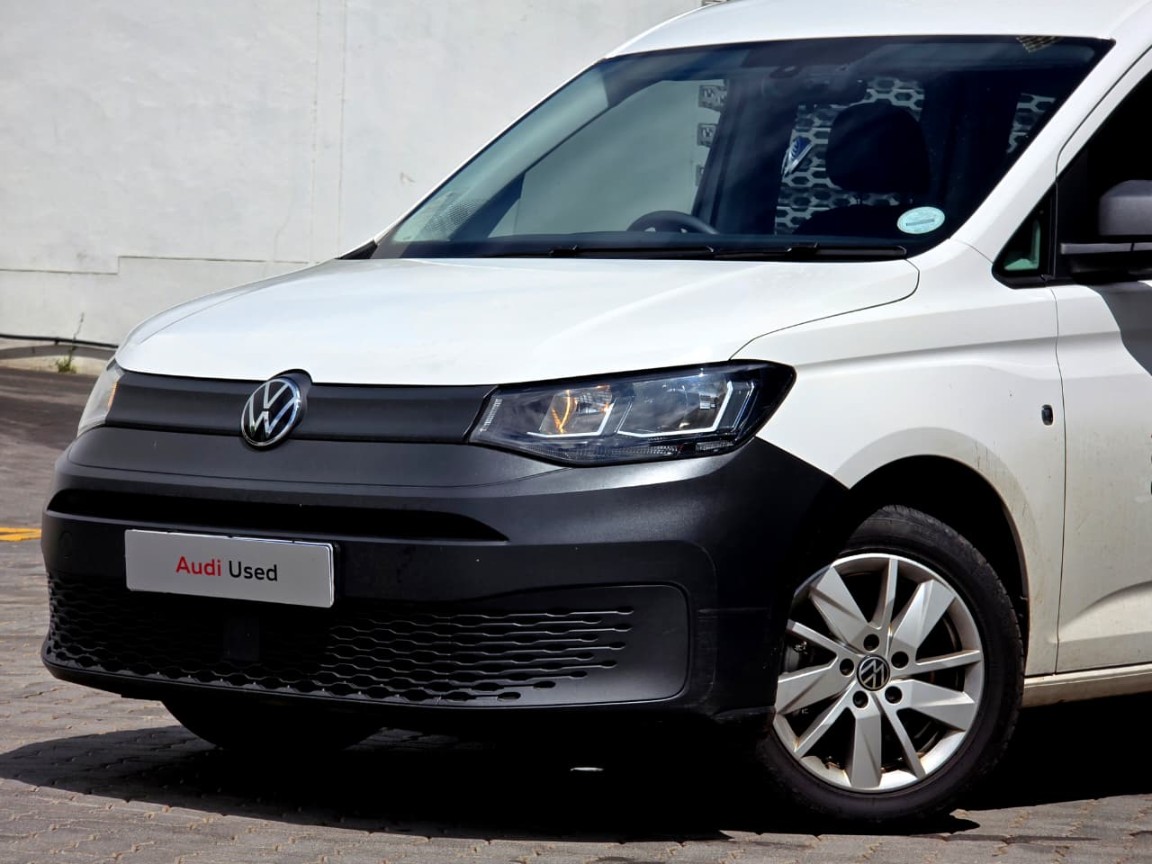 VOLKSWAGEN CADDY KOMBI 1.6i (7 SEAT), image 2