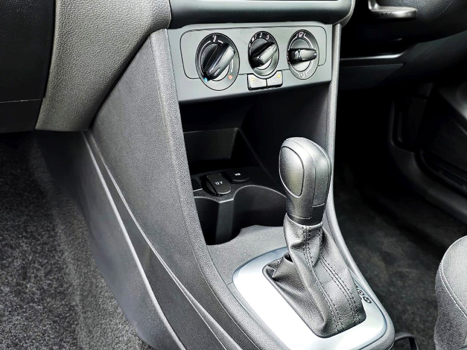 VOLKSWAGEN POLO VIVO 1.6 LIFE TIP (5DR), image 2