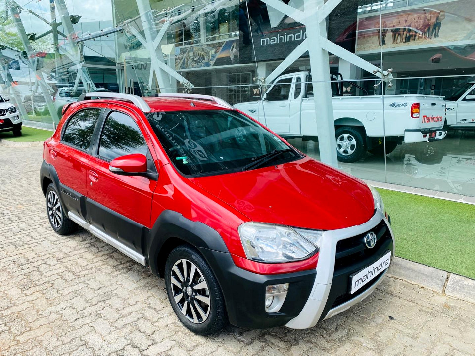TOYOTA ETIOS CROSS 1.5 Xs 5Dr, image 1