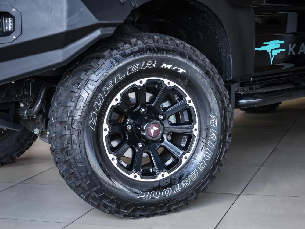 Mahindra Pik Up DC 4x4 S11 AT Karoo DUSK, image 2