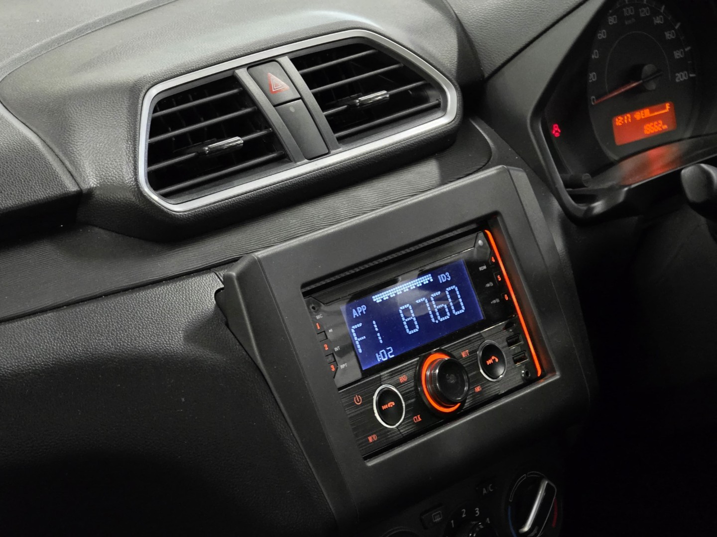 SUZUKI DZIRE 1.2 GA, image 2