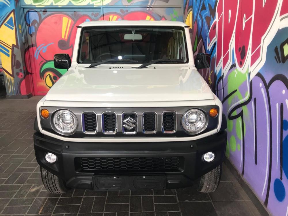 Suzuki Jimny 1.5 GLX Auto 5Dr, image 2