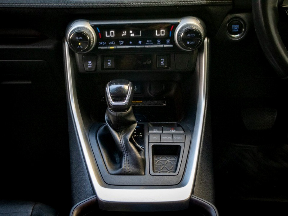 TOYOTA RAV4 2.0 VX CVT, image 2