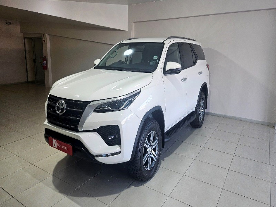 Toyota Fortuner 2.4GD-6 R/B A/T, image 1