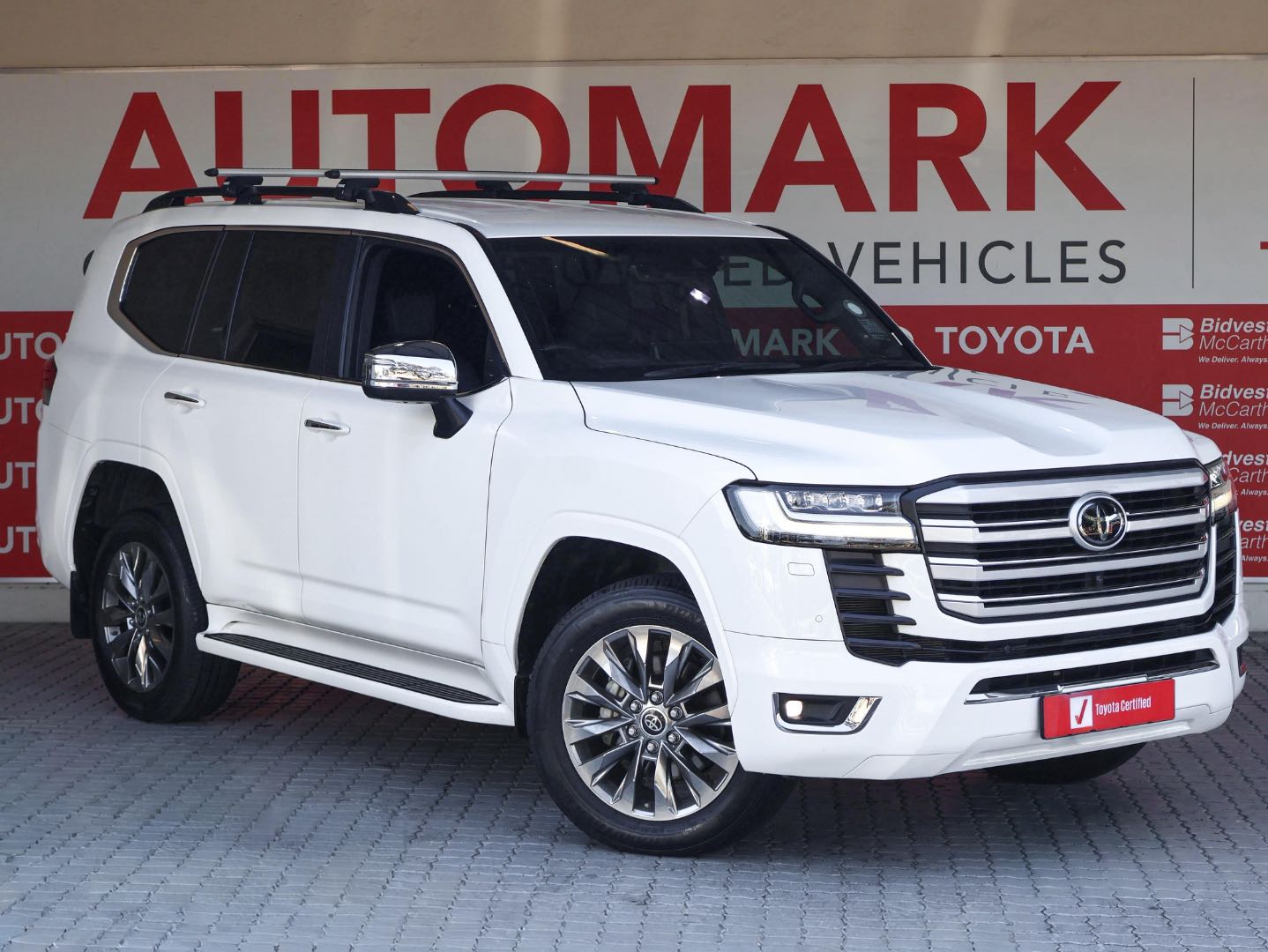 TOYOTA LANDCRUISER 300 V6 3.3D ZX, image 1