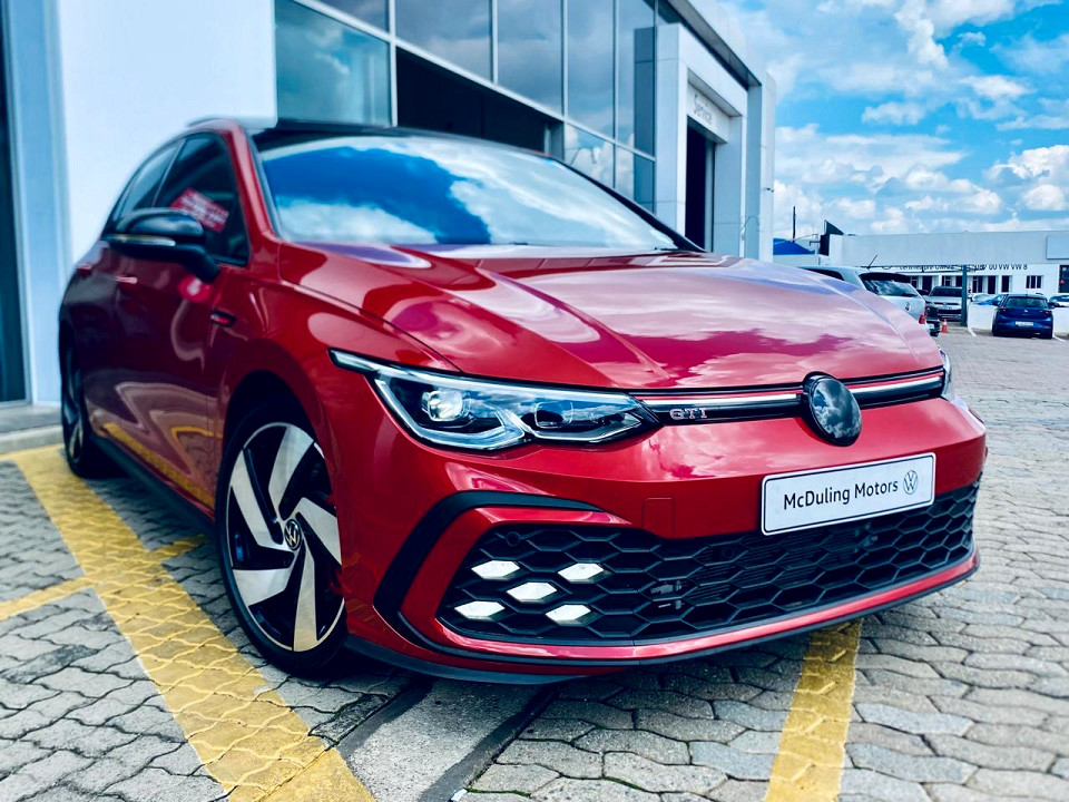 Volkswagen Golf 8 GTi  2.0 TSI DSG, image 1