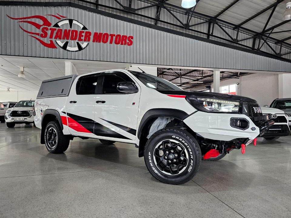 Toyota Hilux 2.8GD-6 double cab 4x4 GR Sport, image 2