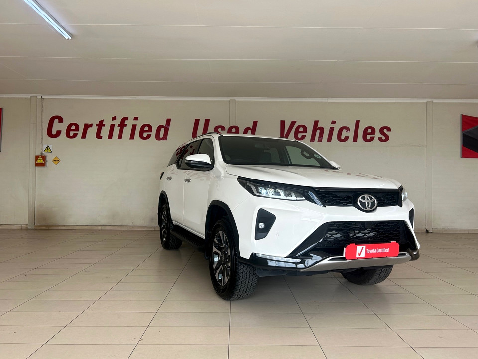 TOYOTA  FORTUNER 2.8GD-6 R/B A/T, image 1