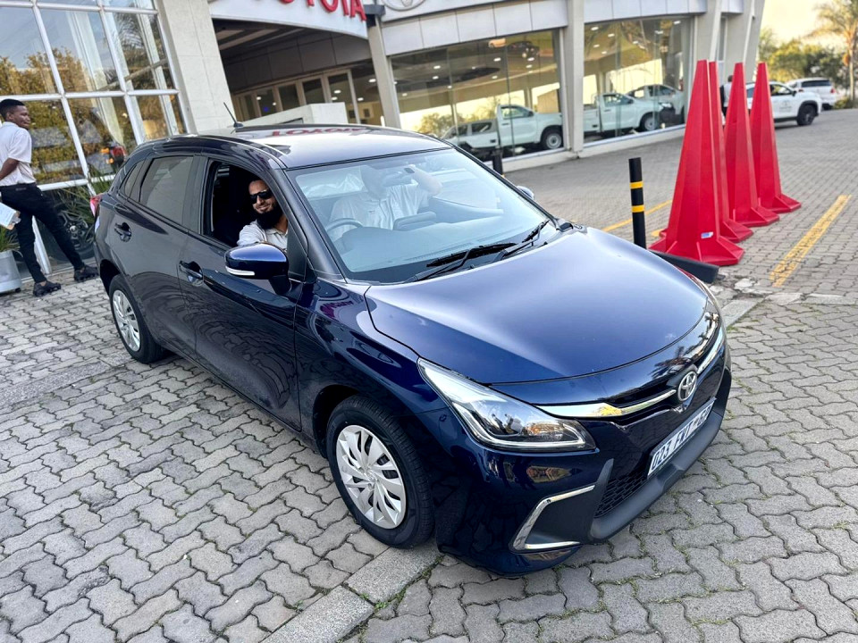 TOYOTA STARLET 1.5 Xi, image 1