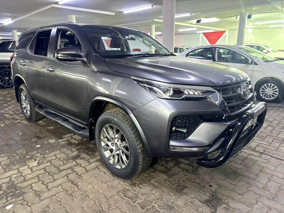 TOYOTA FORTUNER 2.8GD-6 R/B A/T, image 1