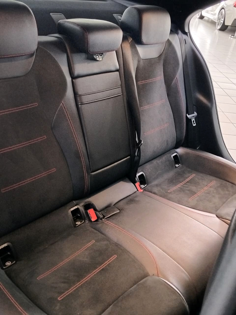 MERCEDES-BENZ A200 PROGRESSIVE (4DR), image 2