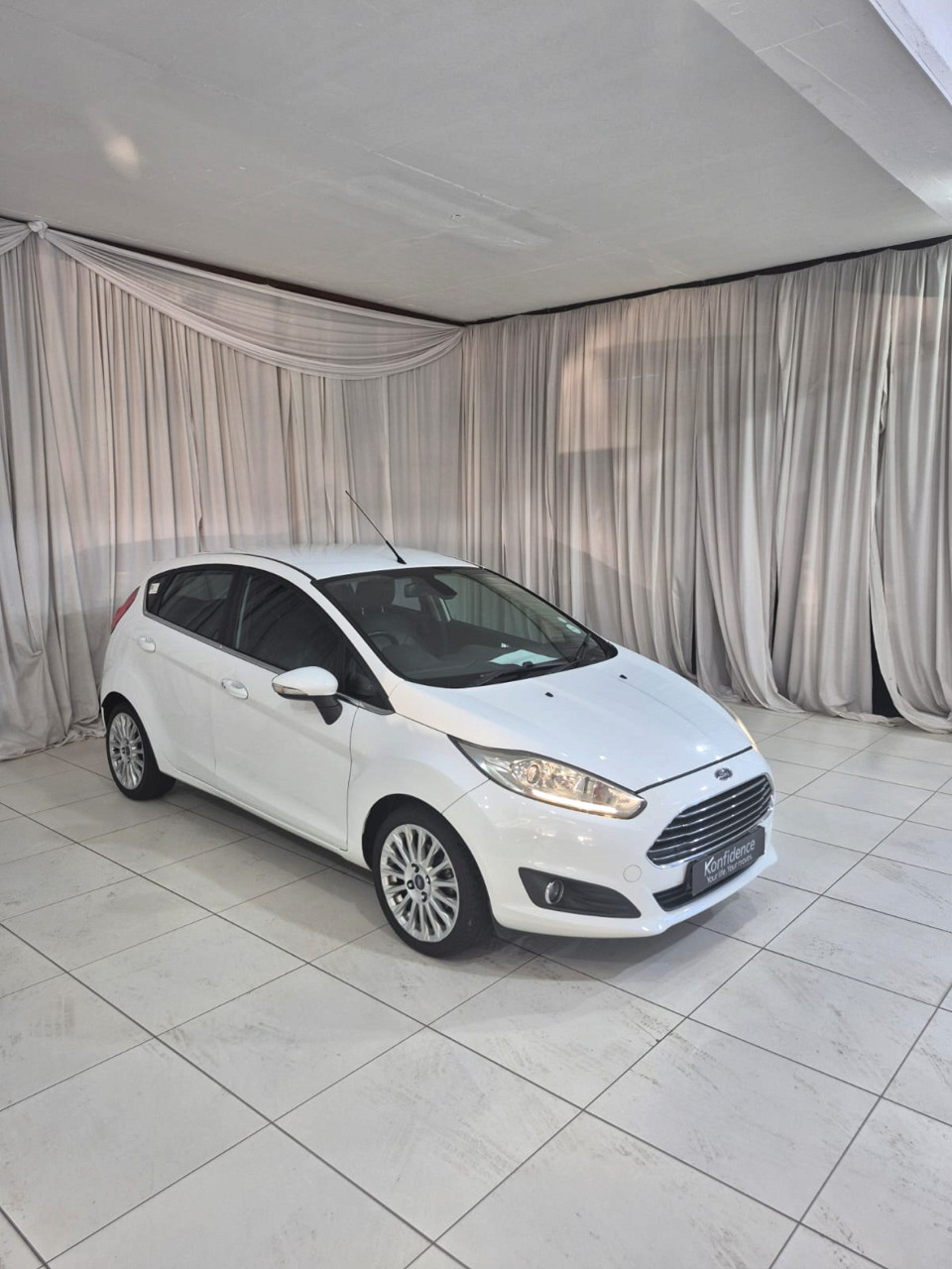 FORD FIESTA 1.0 ECOBOOST TITANIUM 5DR, image 1
