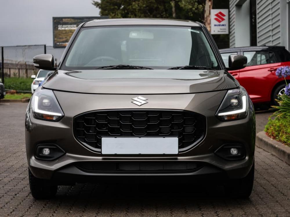 Suzuki Swift 1.2 GLX CVT, image 1