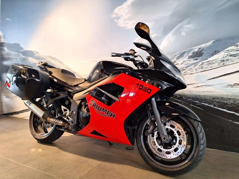 Triumph Sprint GT, image 2