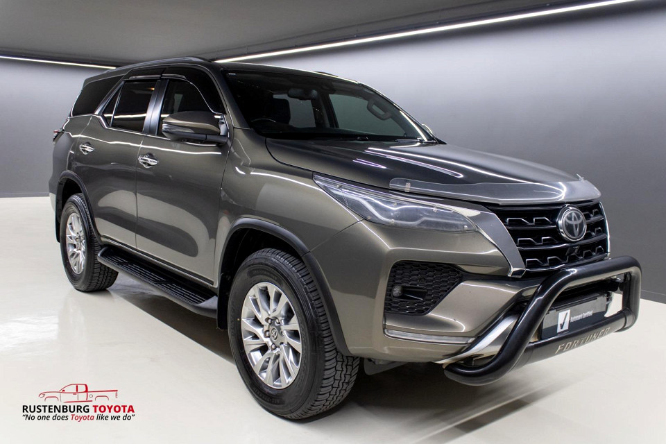 TOYOTA FORTUNER 2.8 GD-6 4X4 VX A/T, image 1