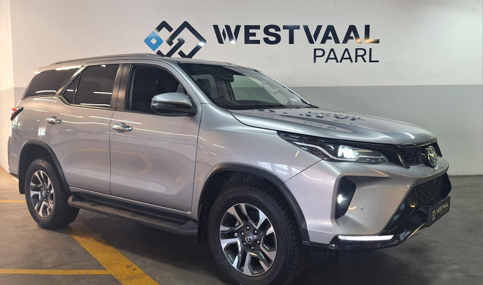 TOYOTA FORTUNER 2.4GD-6 4X4 A/T, image 1