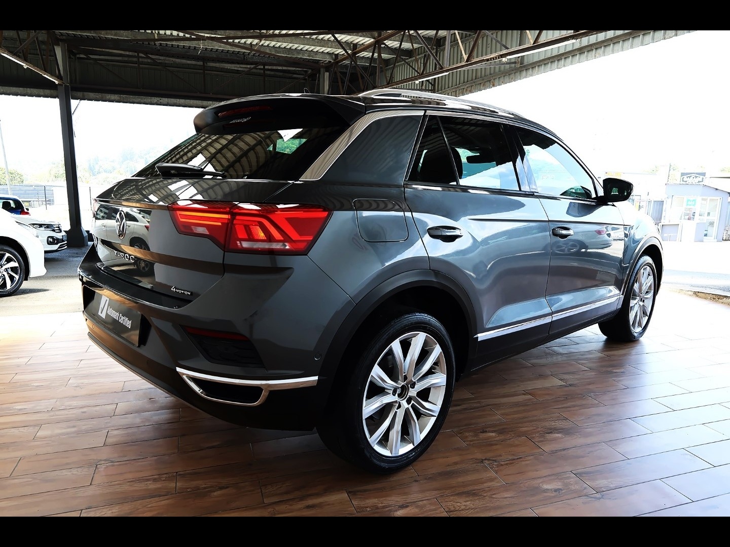 VOLKSWAGEN T-ROC 2.0 TSI DESIGN 4MOT DSG, image 2