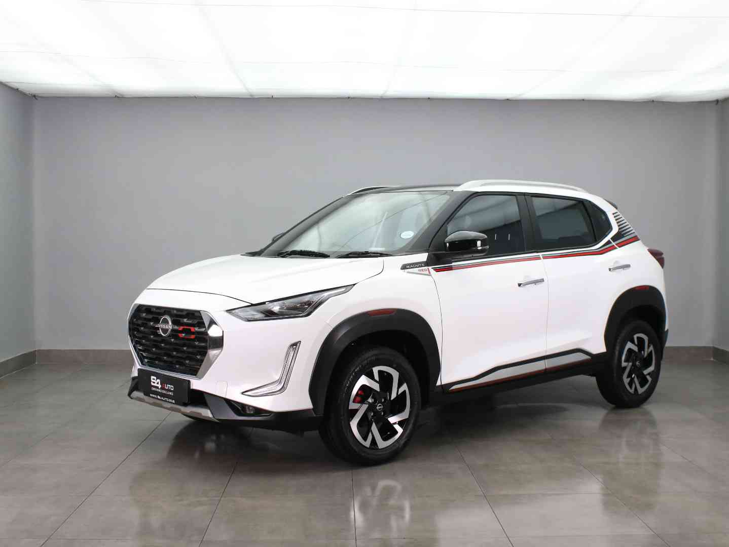 NISSAN MAGNITE 1.0 RED EDITION, image 2