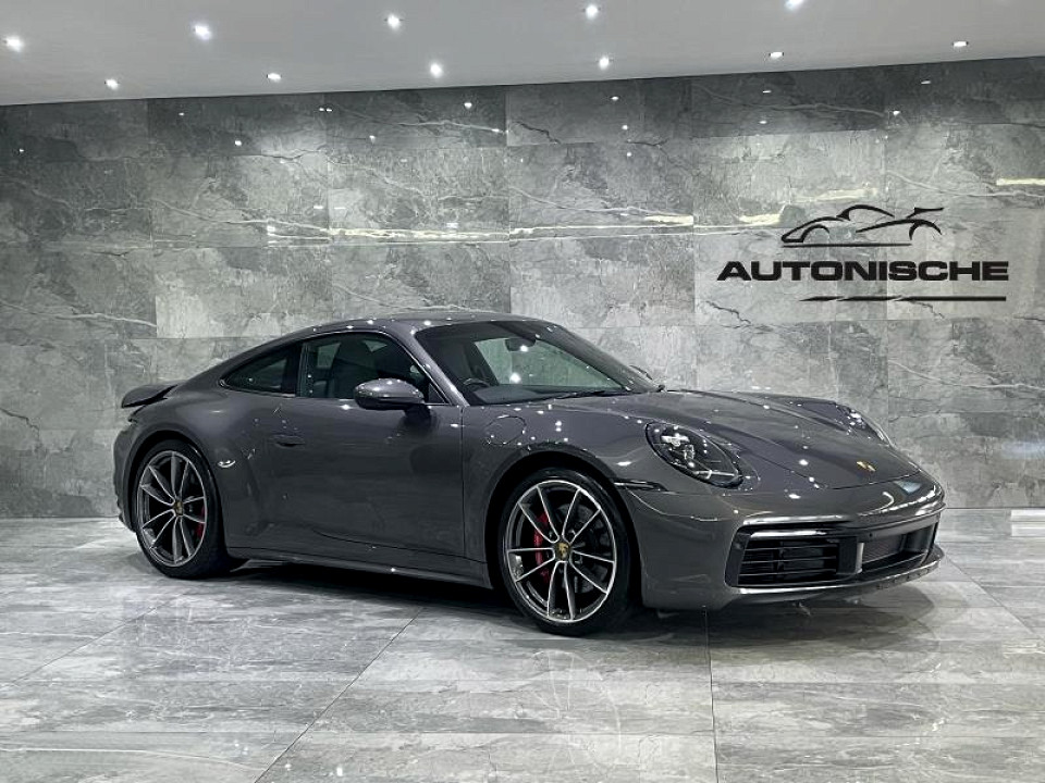 PORSCHE 911 CARRERA 4S (992)