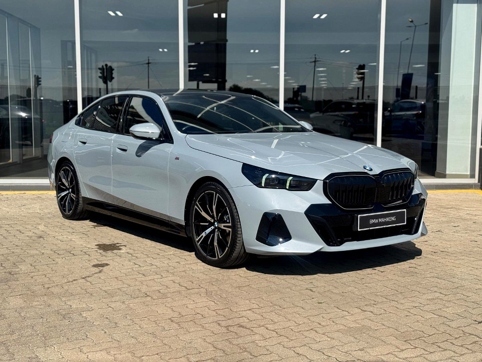 BMW 520d M SPORT, image 1