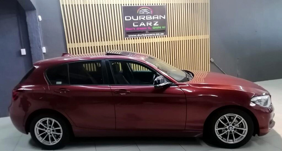 BMW 118i 5-door Sport auto, image 2