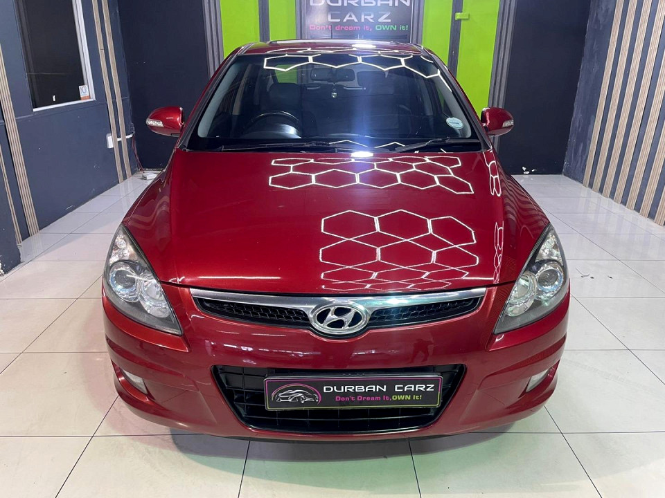 HYUNDAI i30 2.0, image 2